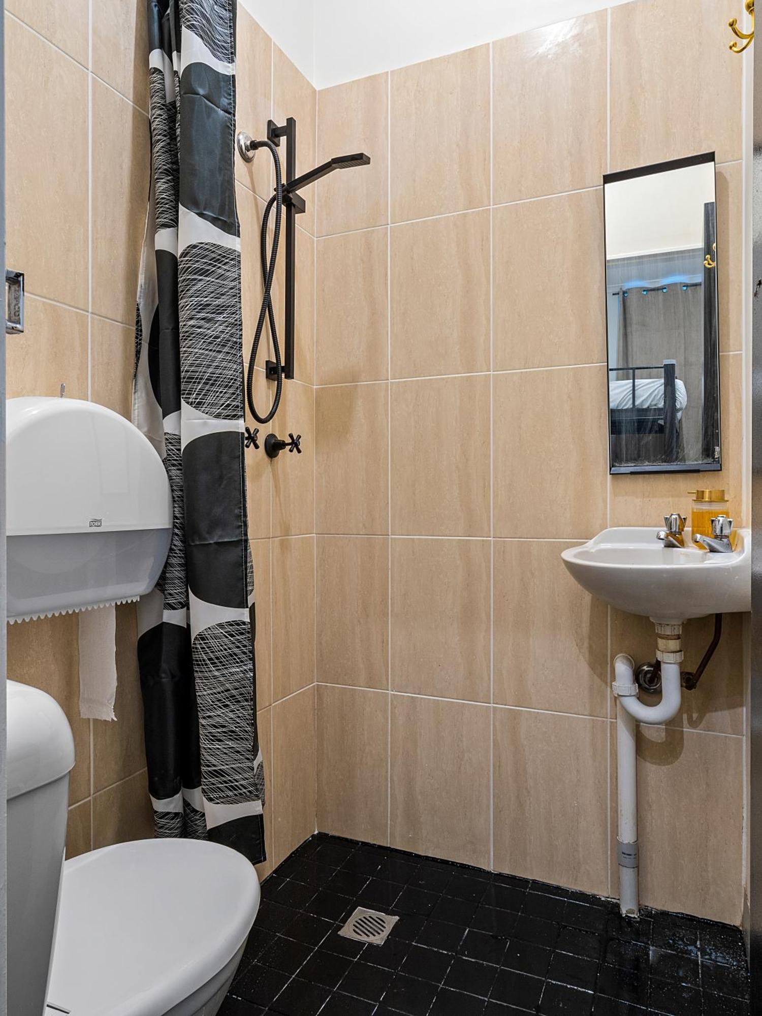 Azzurro Pod Hotel - Central Сідней Екстер'єр фото